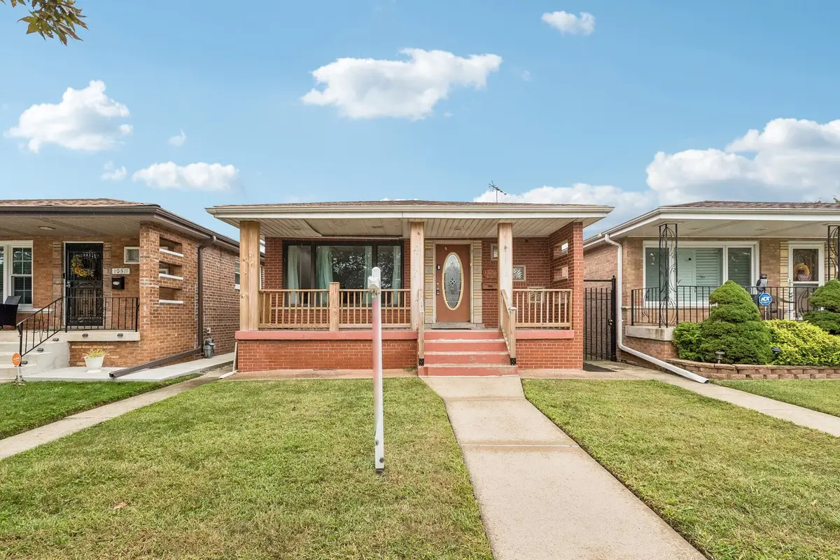 10513 S Avenue E, Chicago, IL 60617 - #1