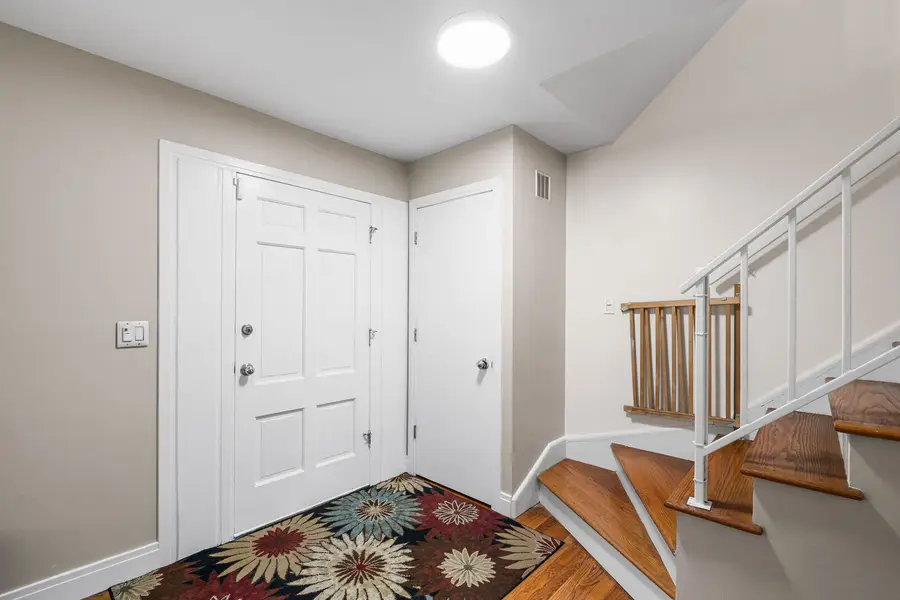 1119 Country Lane, Deerfield, IL 60015 - #2