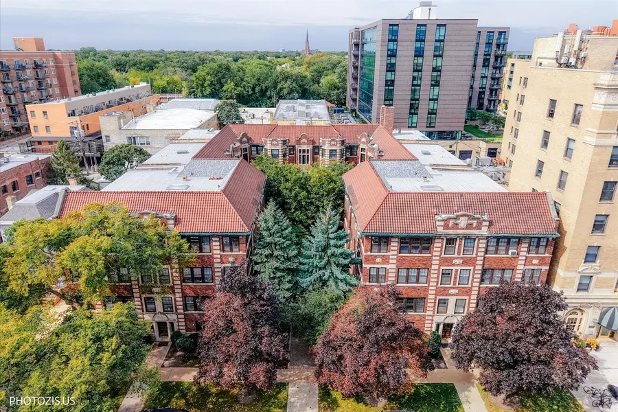 846 Hinman Avenue #2, Evanston, IL 60202 - #2