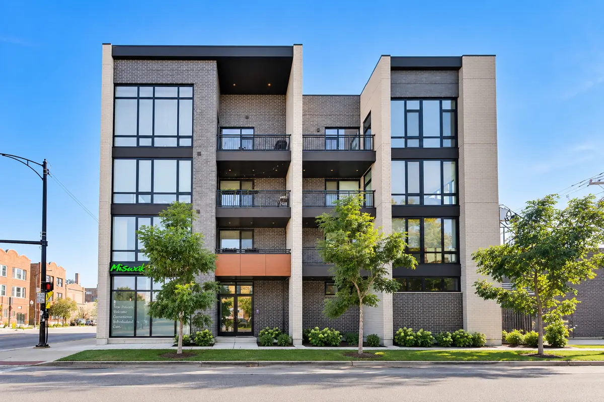 2405 W Iowa Street #402, Chicago, IL 60622 - #1