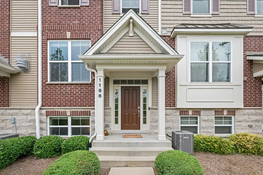 1196 Evergreen Avenue, Des Plaines, IL 60016 - #2