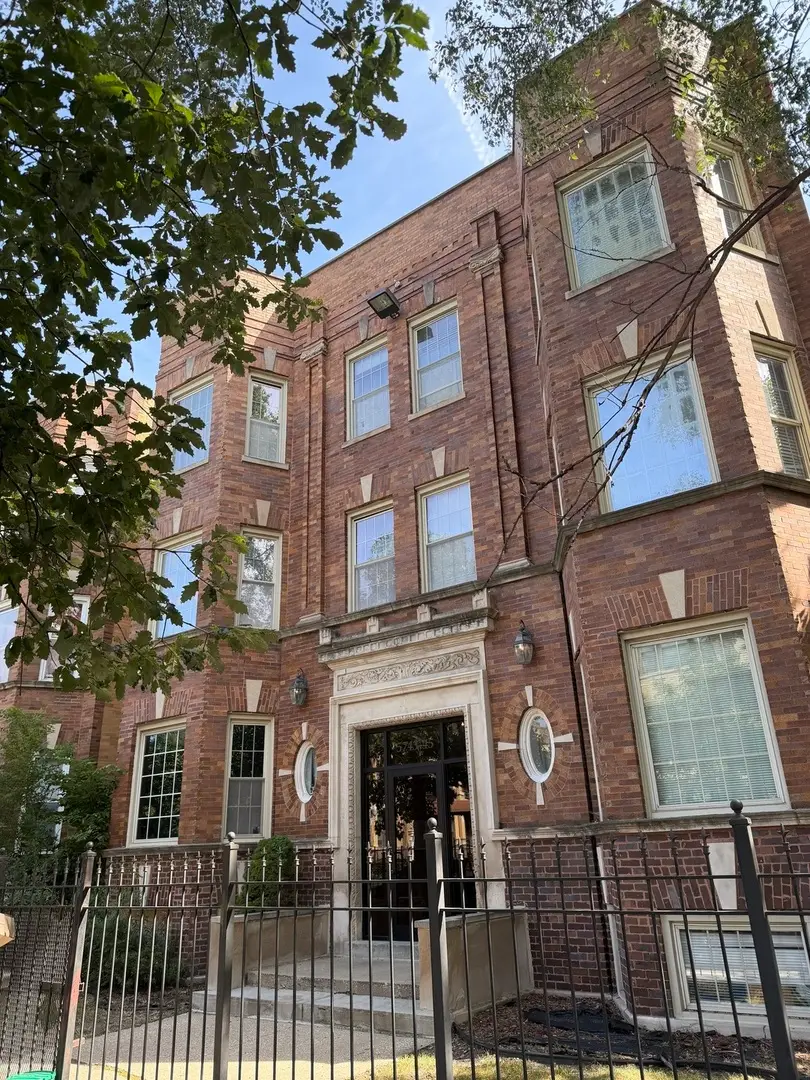 5743 S Calumet Avenue #3N, Chicago, IL 60637 - #1