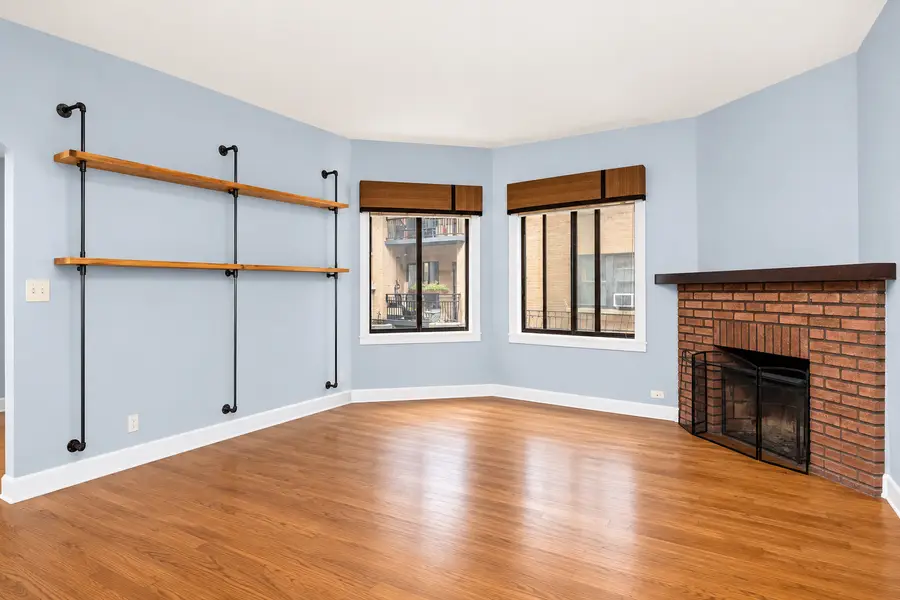 810 W Lakeside Place #107, Chicago, IL 60640 - #3