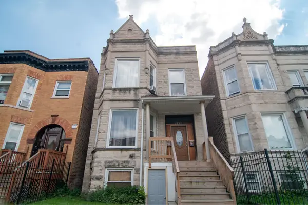 4331 W Adams Street, Chicago, IL 60624