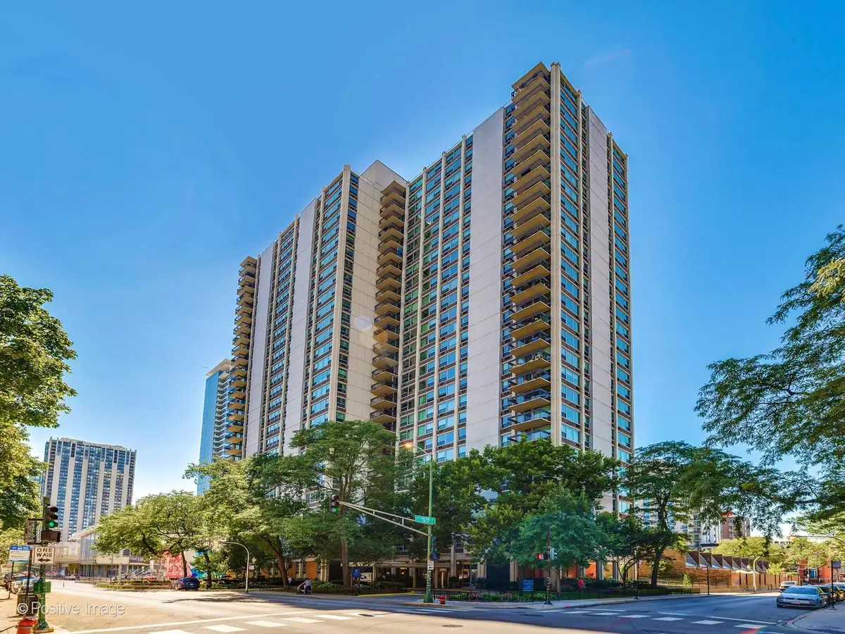 1255 N Sandburg Terrace #1411, Chicago, IL 60610 - #1