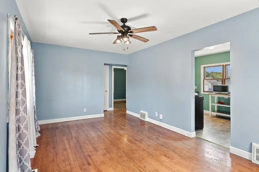 2329 Frances Place, Davenport, IA 52804 - #3