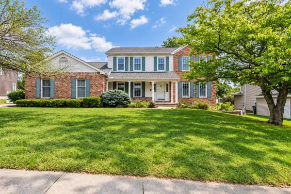5 Cobblestone Court, Bloomington, IL 61704