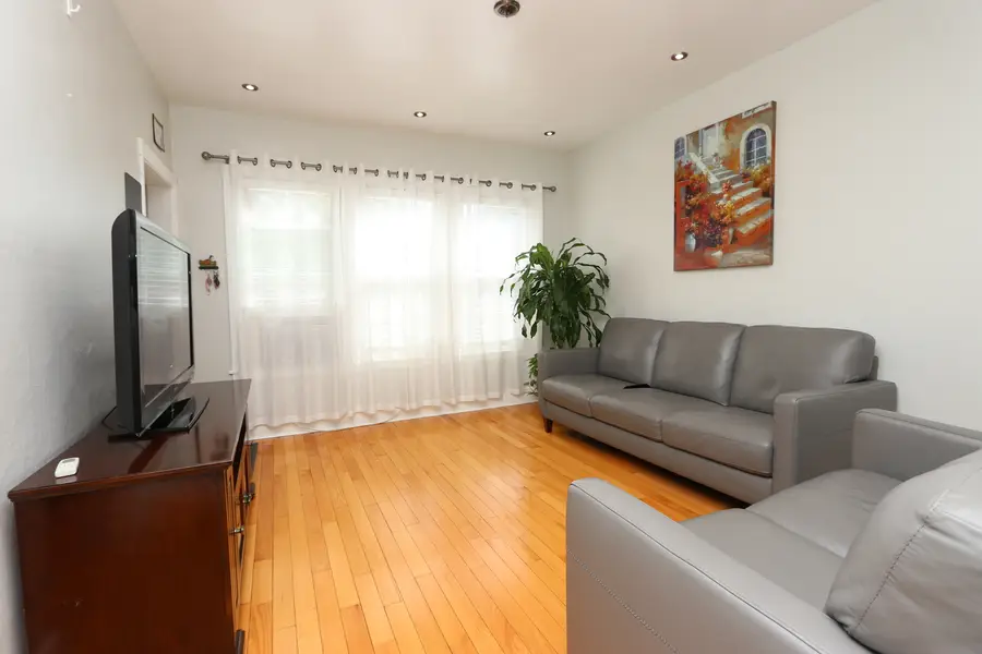2844 N Damen Avenue, Chicago, IL 60618 - #3