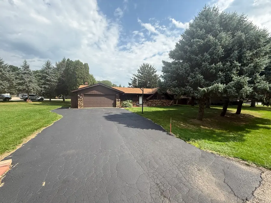 6194 Abington Drive, Rockford, IL 61109 - #2