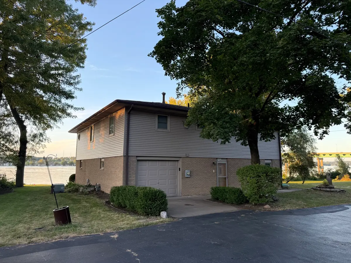 18223 Route 84 N, East Moline, IL 61244 - #1
