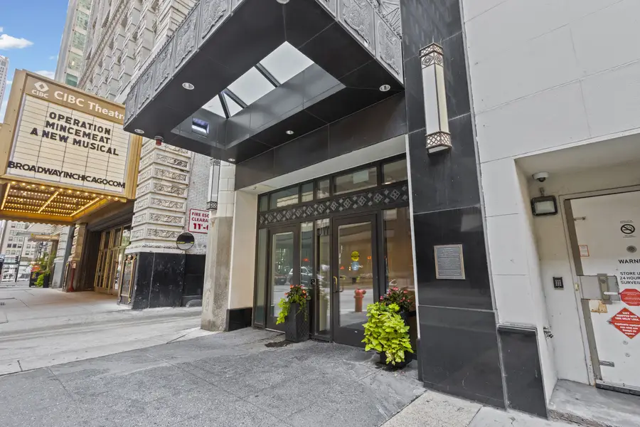 8 W Monroe Street #1103, Chicago, IL 60603 - #3