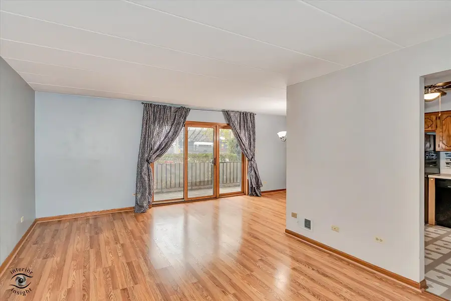 10538 Central Avenue #1-S, Chicago Ridge, IL 60415 - #2