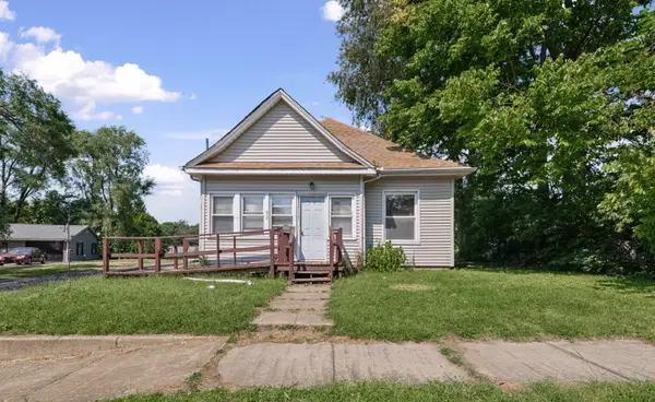 902 E Park Street, Urbana, IL 61802