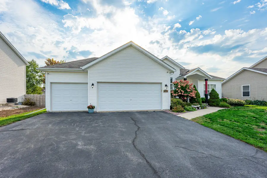 15615 Bryden Drive, South Beloit, IL 61080 - #3