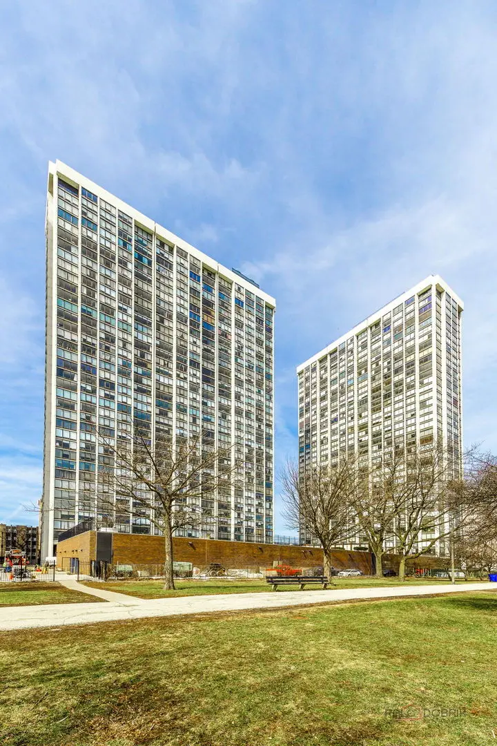 5445 N Sheridan Road #3805, Chicago, IL 60640 - #1