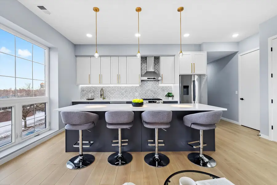5830 N Lincoln Avenue #2S, Chicago, IL 60659 - #2