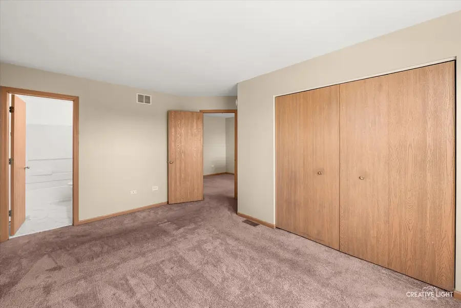 277 S Oak Creek Lane, Romeoville, IL 60446 - #3