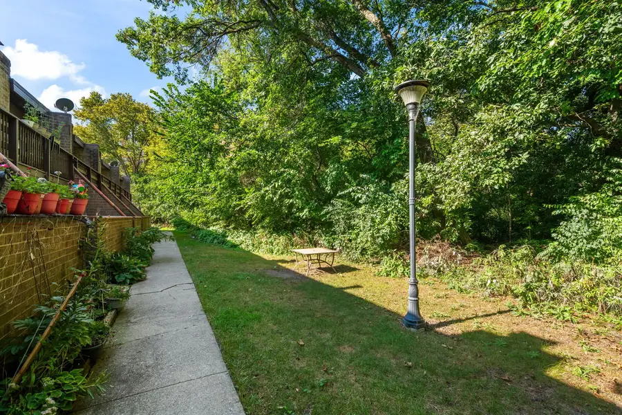 607 Kenneth Circle, Elgin, IL 60120 - #3