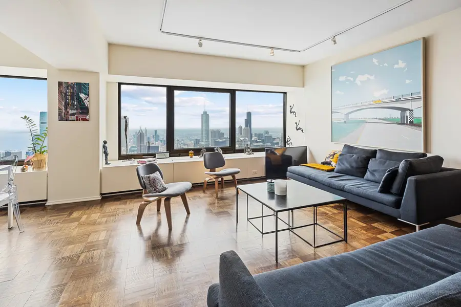 175 E Delaware Place #8608, Chicago, IL 60611 - #2