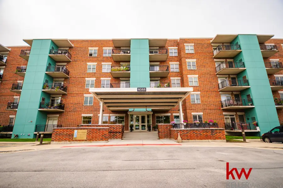 9355 Irving Park Road #421, Schiller Park, IL 60176 - #2