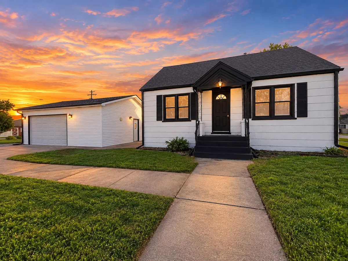 212 S Douglas Avenue, Bradley, IL 60915 - #1