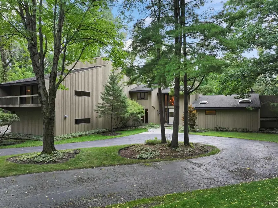 560 Thornmeadow Road, Riverwoods, IL 60015 - #2