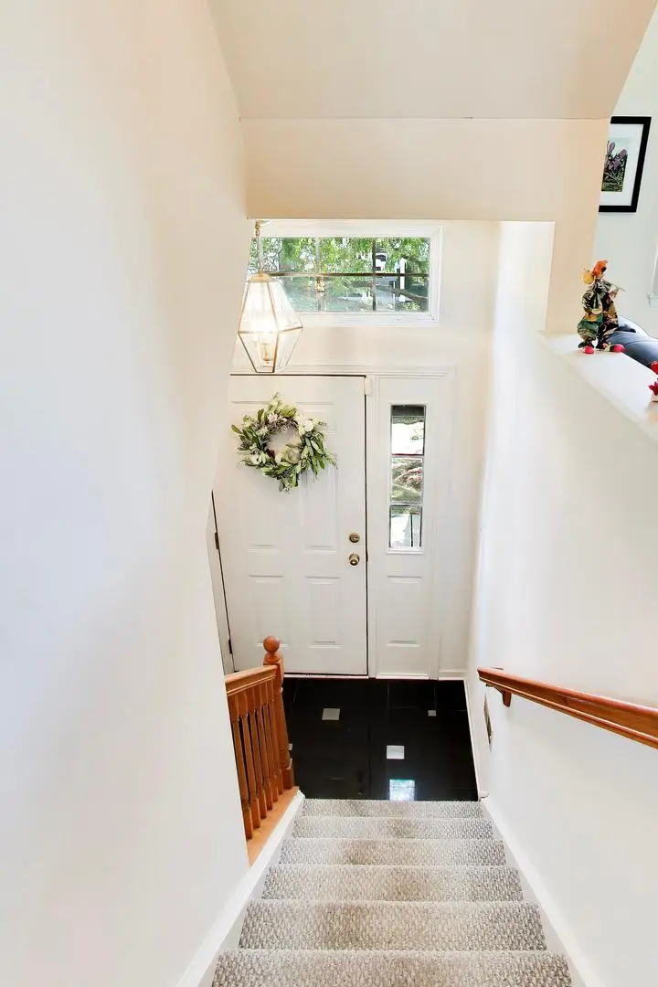 1022 Savoy Court, Elk Grove Village, IL 60007 - #3