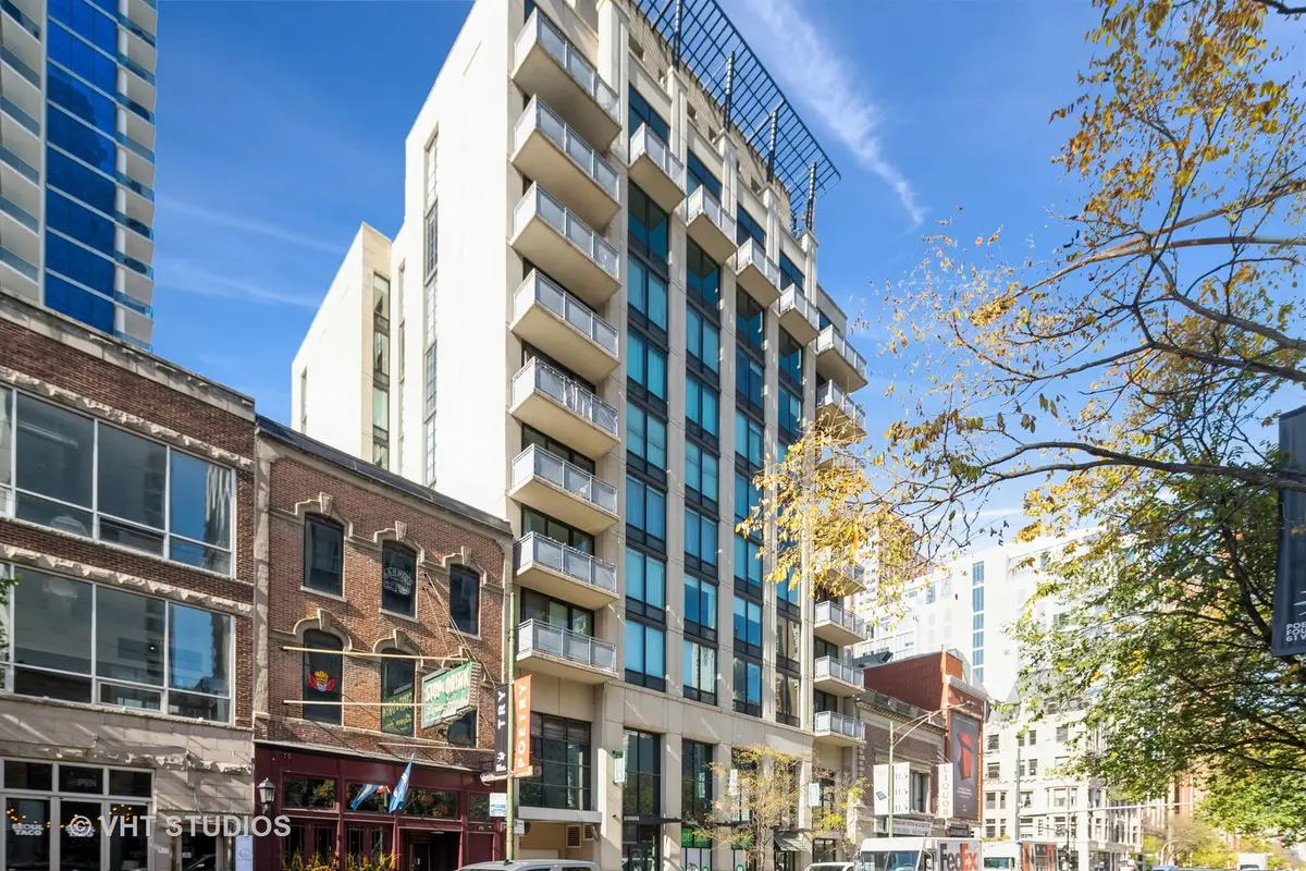 744 N Clark Street #305, Chicago, IL 60654 - #1