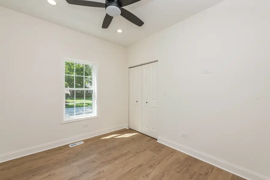 1521 Kenmore Avenue, Round Lake Beach, IL 60073 - #3