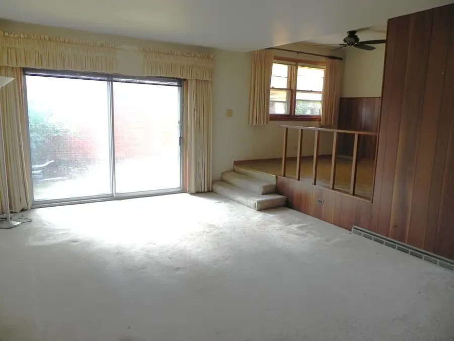 5400 N Mulligan Avenue, Chicago, IL 60630 - #3