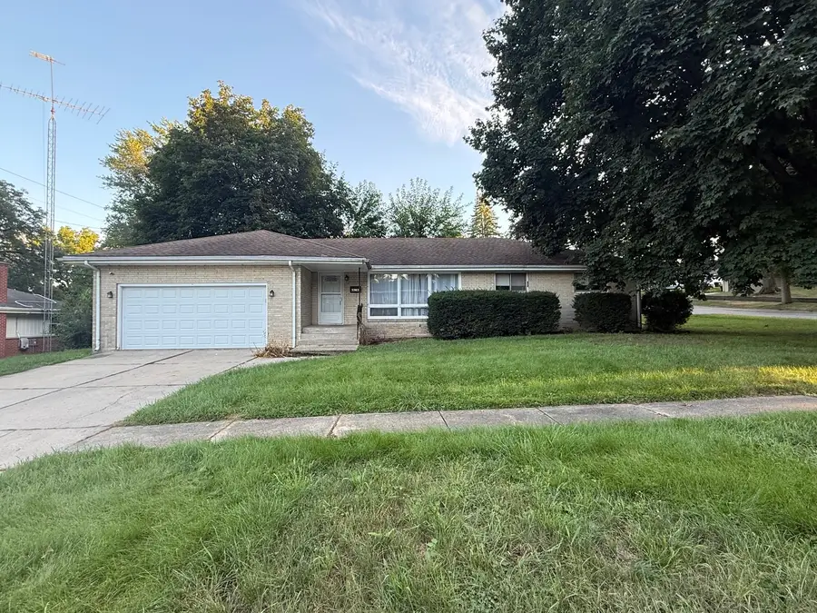 3303 Greenwood Avenue, Rockford, IL 61107 - #2