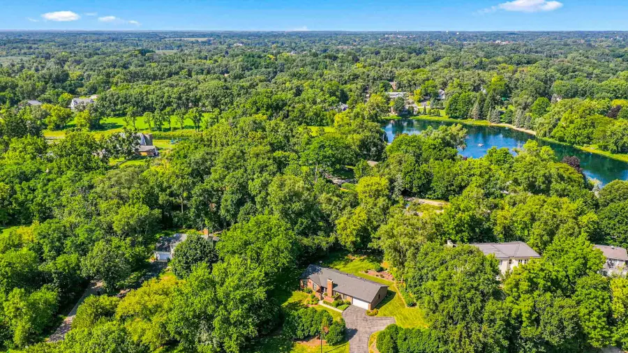 806 Roberts Road, Tower Lakes, IL 60010 - #3