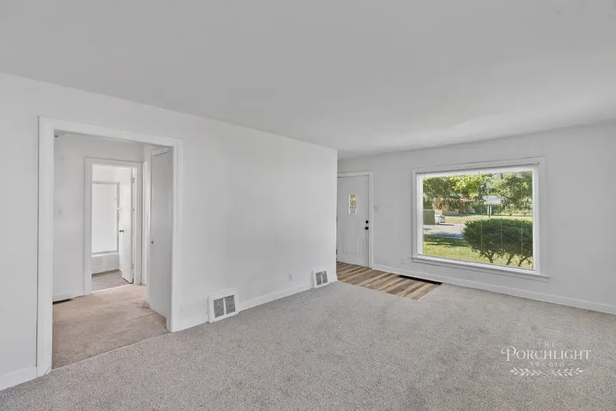 344 N Hammes Avenue, Kankakee, IL 60901 - #3