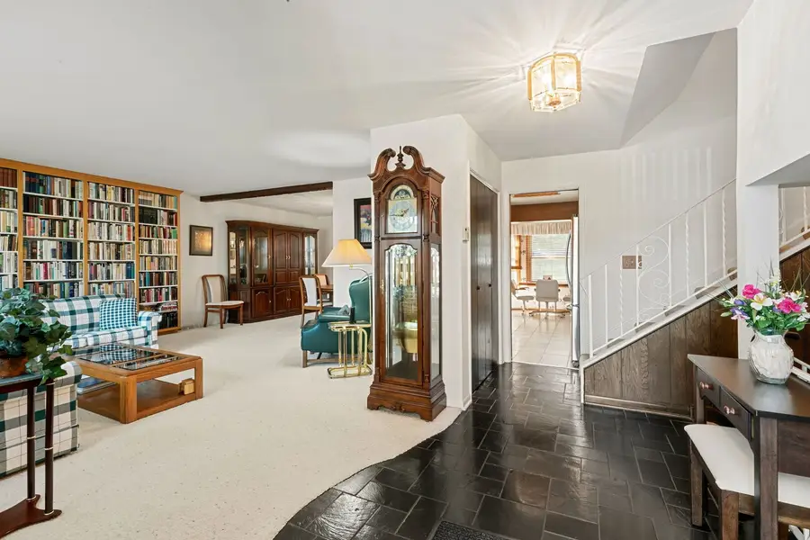 9732 Kildare Avenue, Skokie, IL 60076 - #3