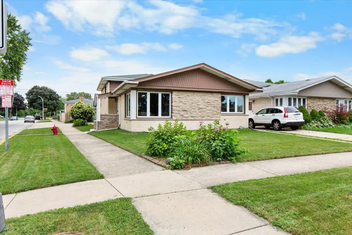 8233 W Maple Avenue, Norridge, IL 60706 - #1