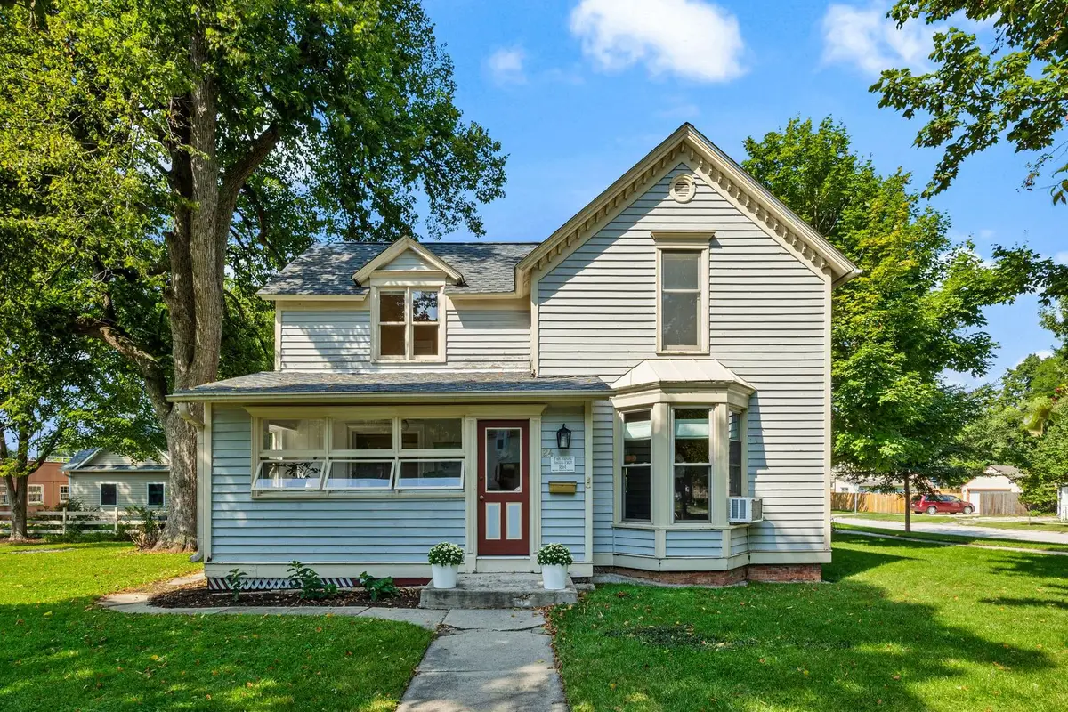 24 N Benton Street, Palatine, IL 60067 - #1
