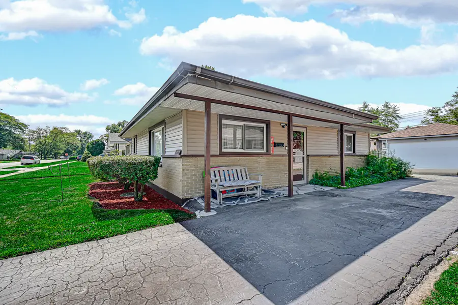 15218 Dorchester Avenue, Dolton, IL 60419 - #3