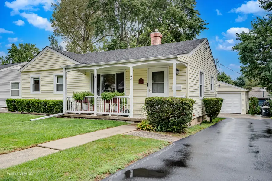 133 N Ridgemoor Avenue, Mundelein, IL 60060 - #2