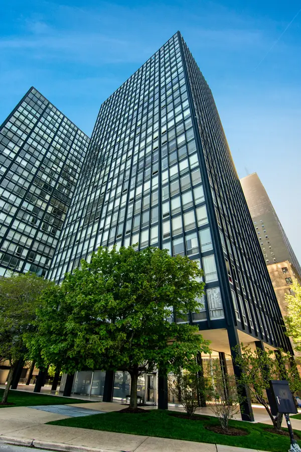 880 N Lake Shore Drive #12GH, Chicago, IL 60611