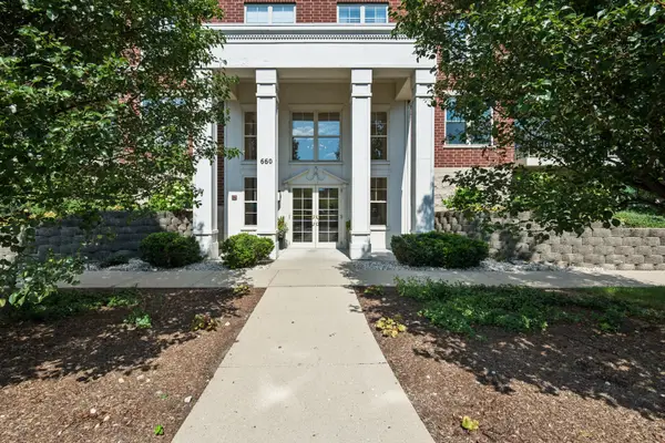 660 Prestwick Lane #507, Wheeling, IL 60090