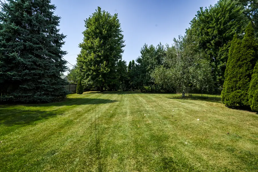 9708 S 81st Avenue, Palos Hills, IL 60465 - #2