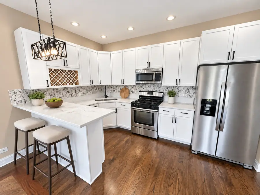 543 E 43rd Street #2E, Chicago, IL 60653 - #2
