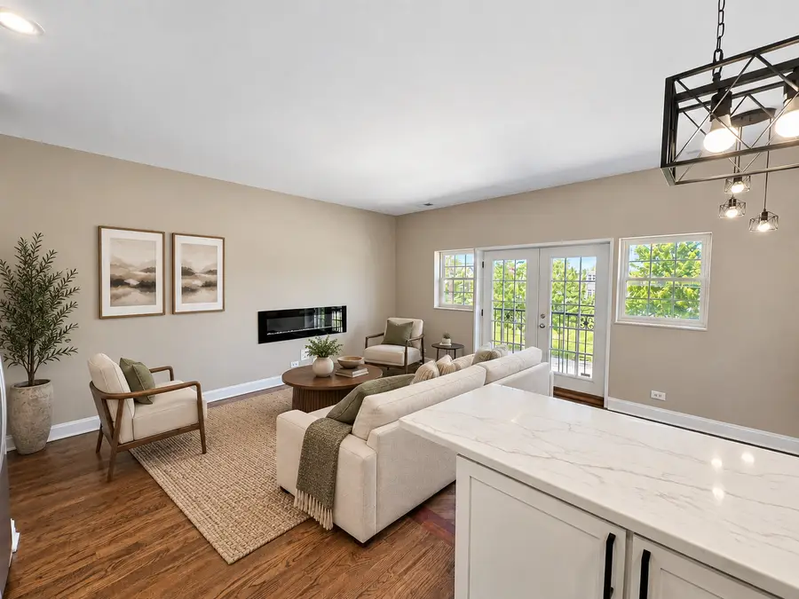 543 E 43rd Street #2E, Chicago, IL 60653 - #3