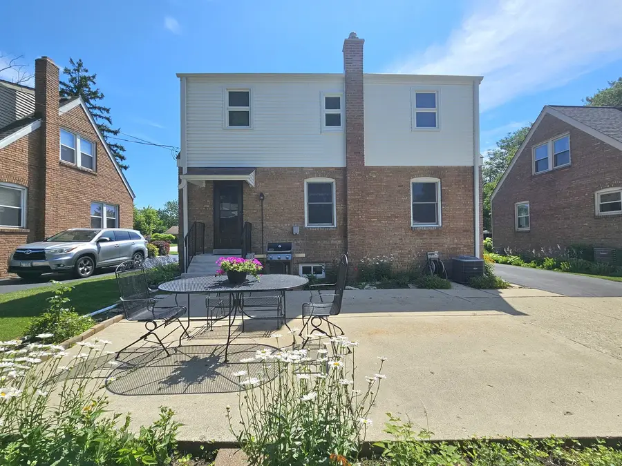 1014 S Summit Avenue, Villa Park, IL 60181 - #3