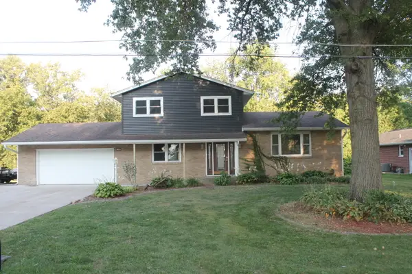 108 Circle Drive, Cambridge, IL 61238