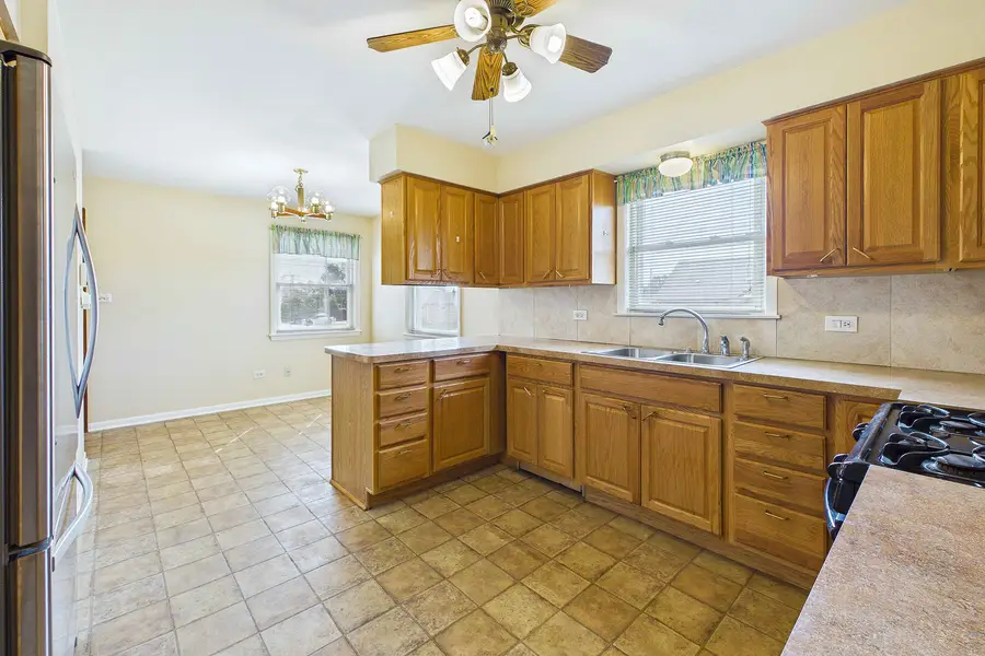 2531 Atlantic Street, Franklin Park, IL 60131 - #3