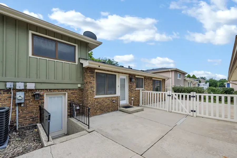 1734 W Rampart Road, Addison, IL 60101 - #2