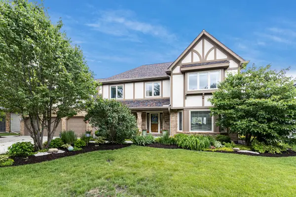 4072 Broadmoor Circle, Naperville, IL 60564