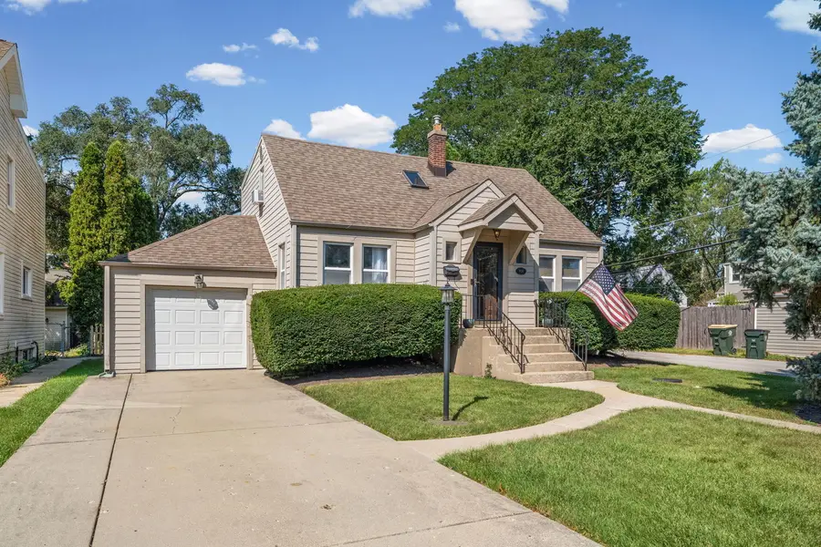 9138 Belleforte Avenue, Morton Grove, IL 60053 - #2