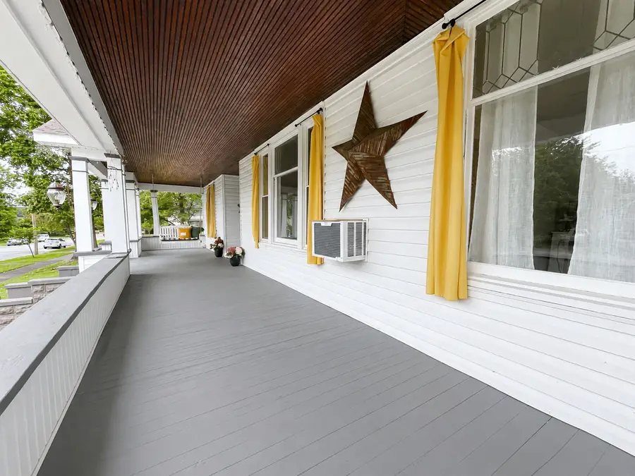 621 Girard Street, Metropolis, IL 62960 - #2